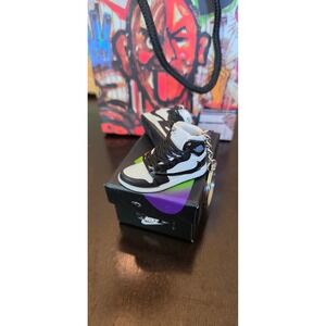 Nike Air Jordan 1 Sneaker Keychains set. 2 Sneakers